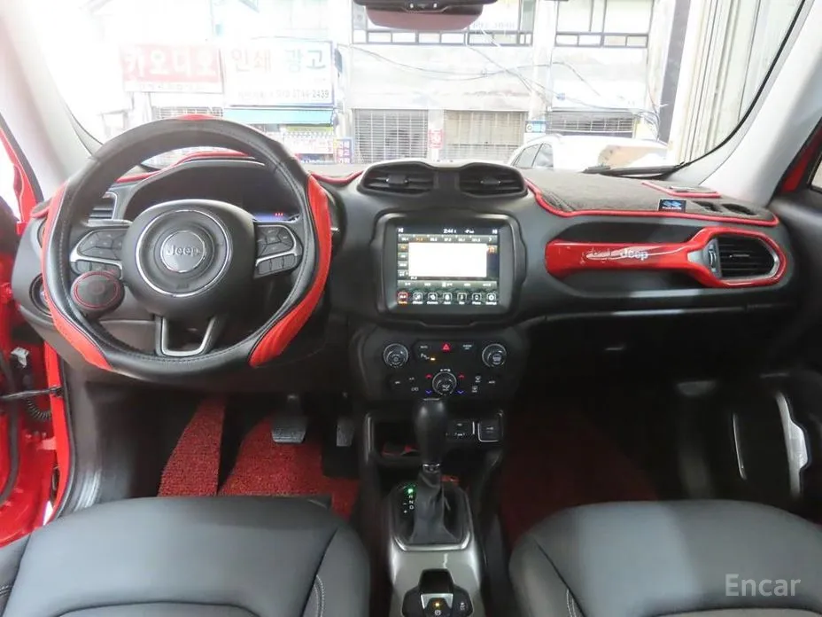 Фото 7 - Jeep Renegade