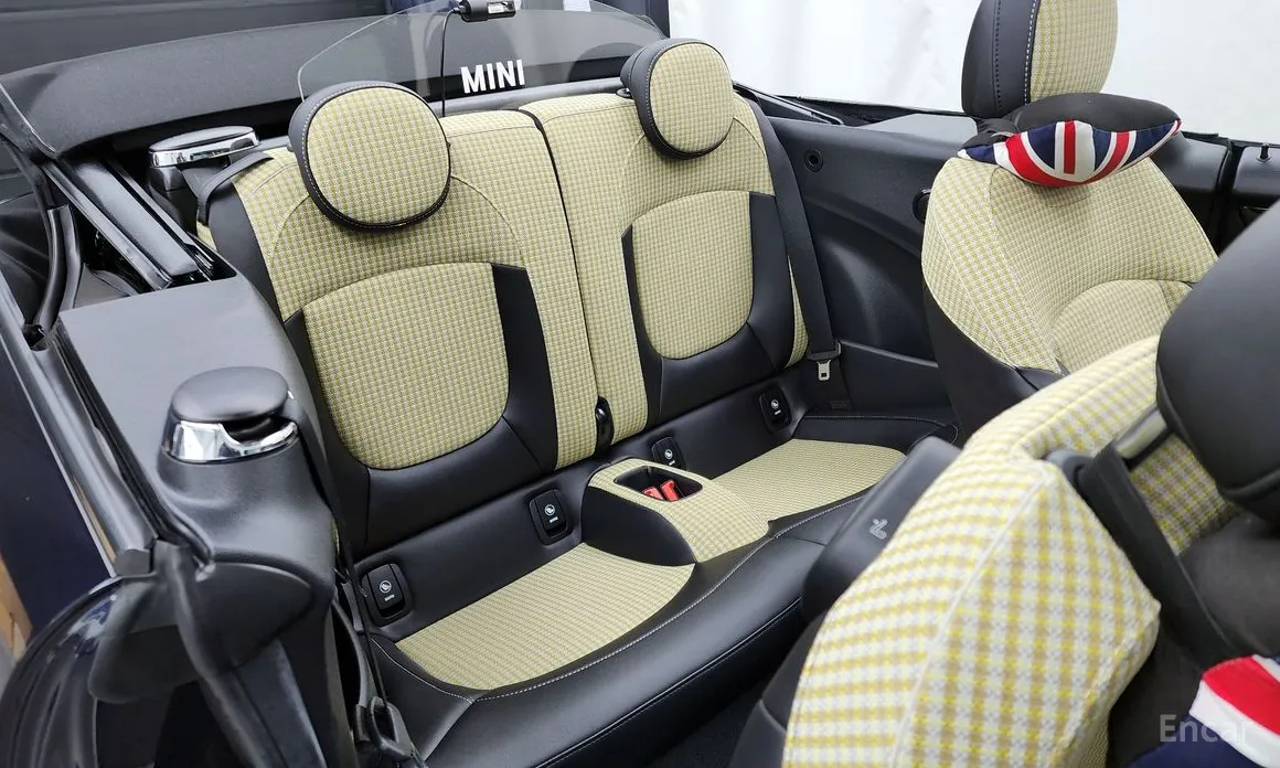 Фото 12 - Mini Cooper Convertible