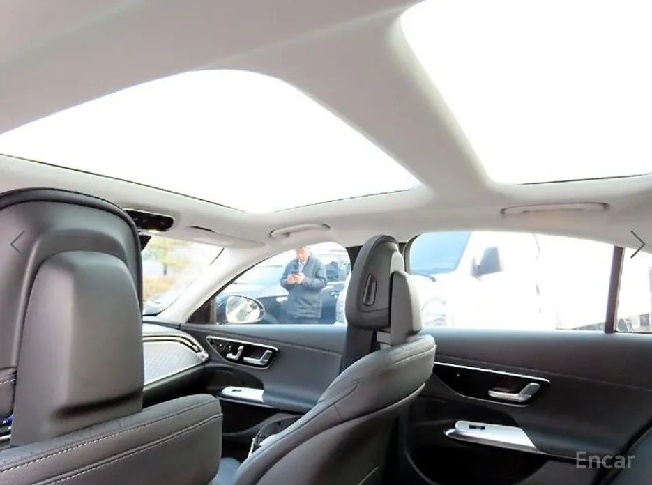 Фото 17 - Mercedes-Benz E-Class