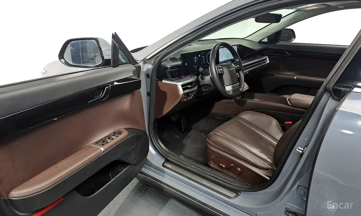 Фото 10 - Hyundai Grandeur