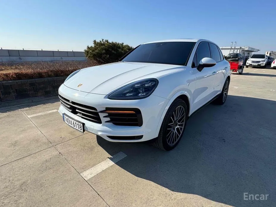 Фото 1 - Porsche Cayenne