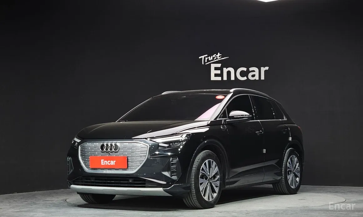 Фото 1 - Audi Q4 e-tron