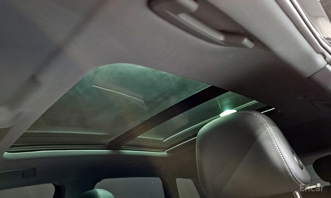 Фото 18 - Audi Q4 e-tron