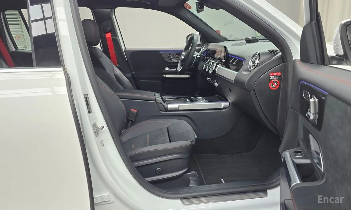 Фото 11 - Mercedes-Benz GLB-Class