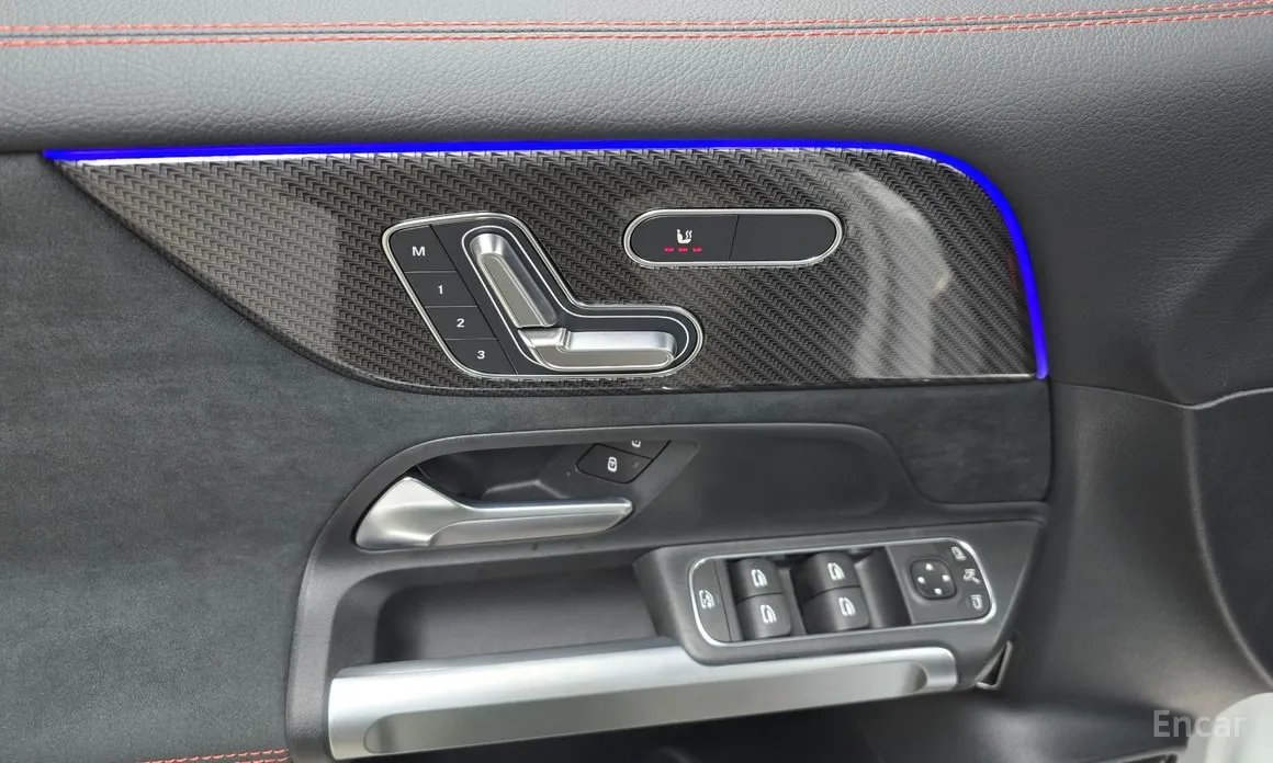 Фото 18 - Mercedes-Benz GLB-Class