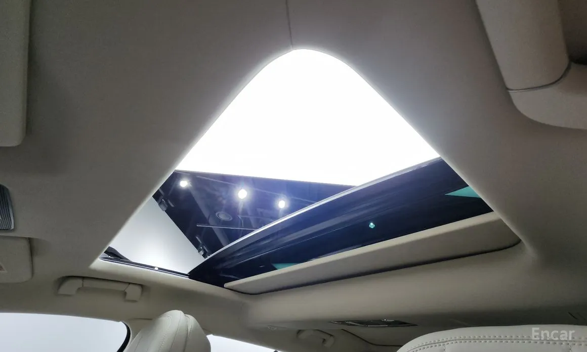 Фото 18 - Bentley Flying Spur