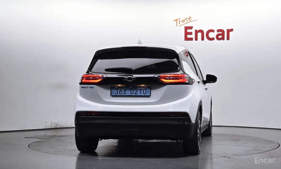 Фото 4 - Chevrolet Bolt EV