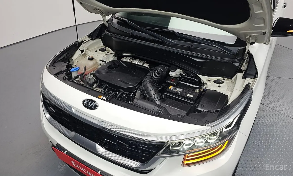 Фото 6 - Kia Seltos