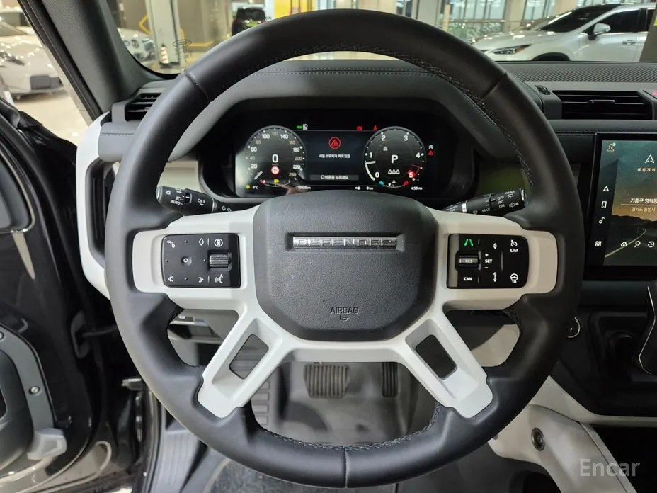 Фото 11 - Land Rover Defender