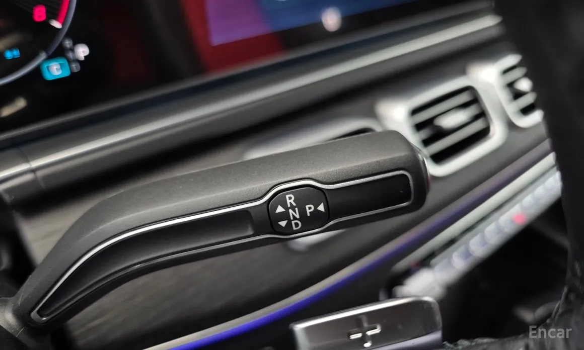 Фото 9 - Mercedes-Benz GLE-Class