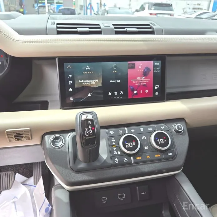 Фото 9 - Land Rover Defender