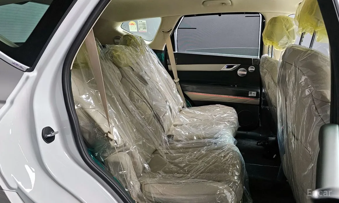 Фото 12 - Genesis GV80