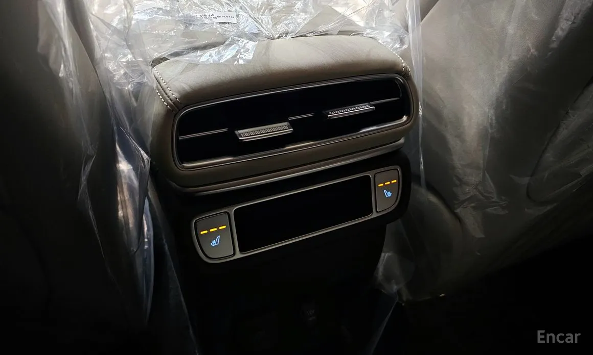 Фото 18 - Genesis GV80