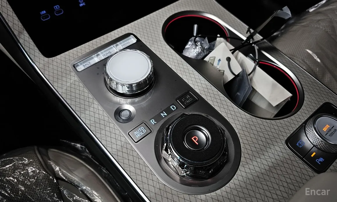 Фото 9 - Genesis GV80