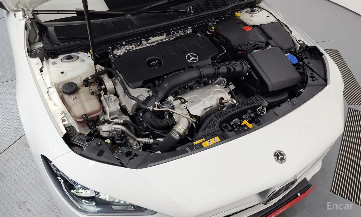 Фото 6 - Mercedes-Benz CLA-Class