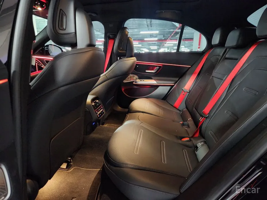 Фото 11 - Mercedes-Benz E-Class