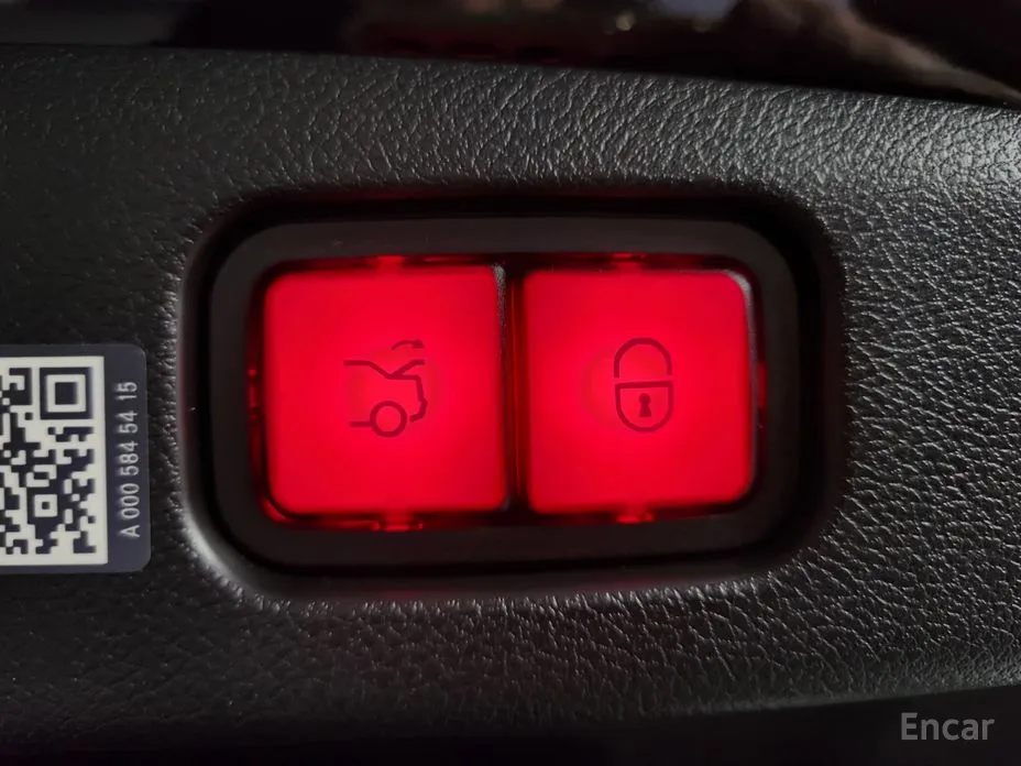 Фото 17 - Mercedes-Benz E-Class