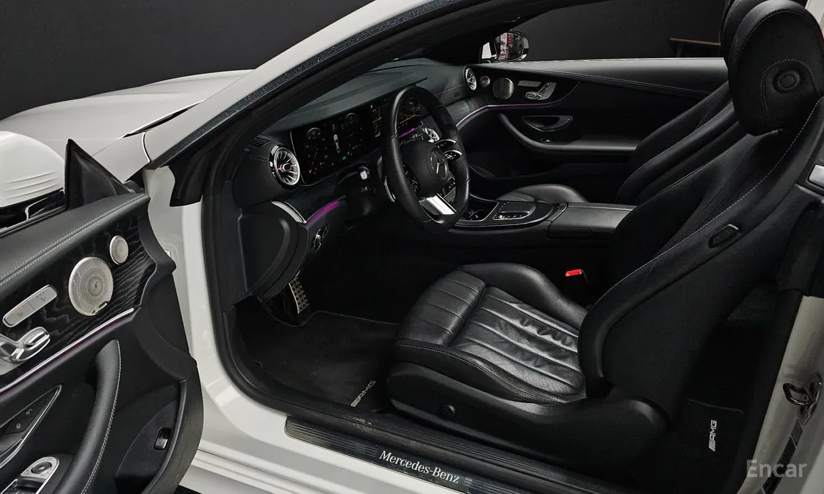 Фото 11 - Mercedes-Benz E-Class