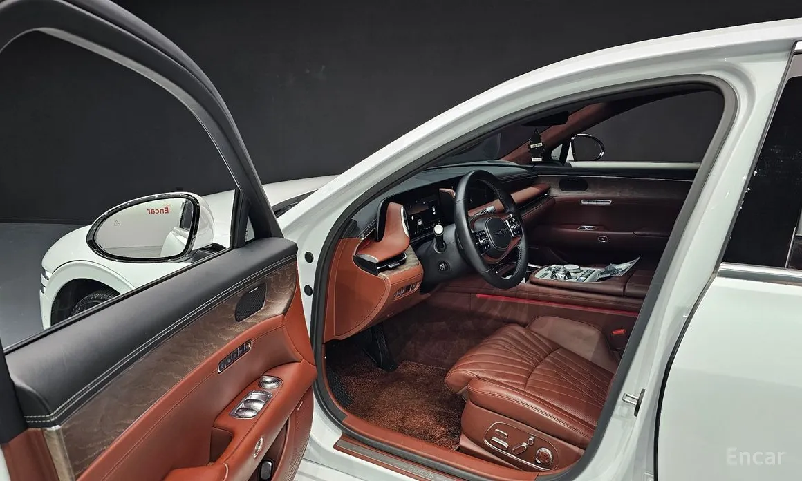 Фото 11 - Genesis G90