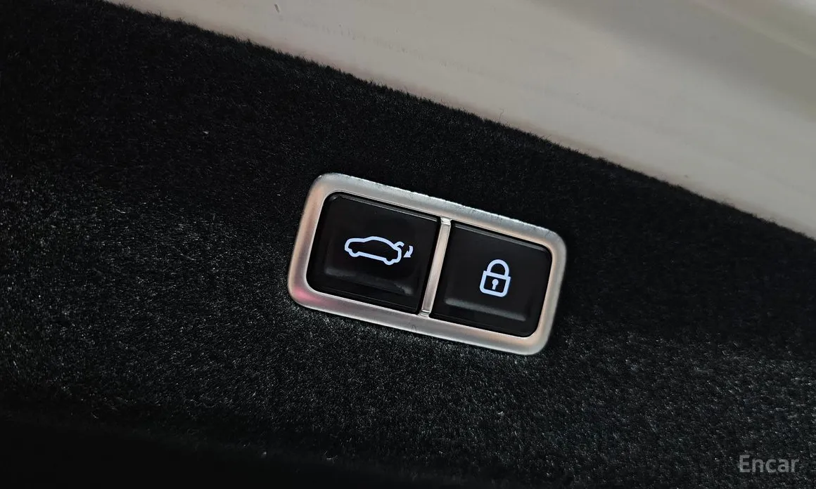 Фото 16 - Genesis G90