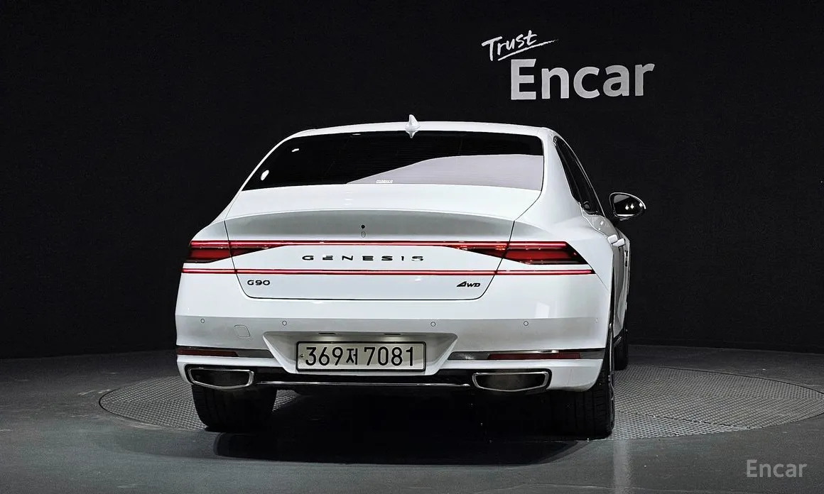 Фото 4 - Genesis G90