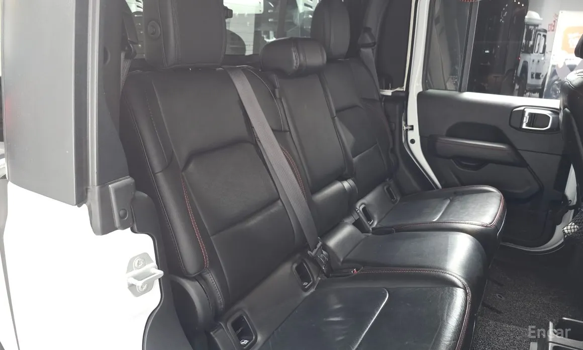 Фото 12 - Jeep Gladiator