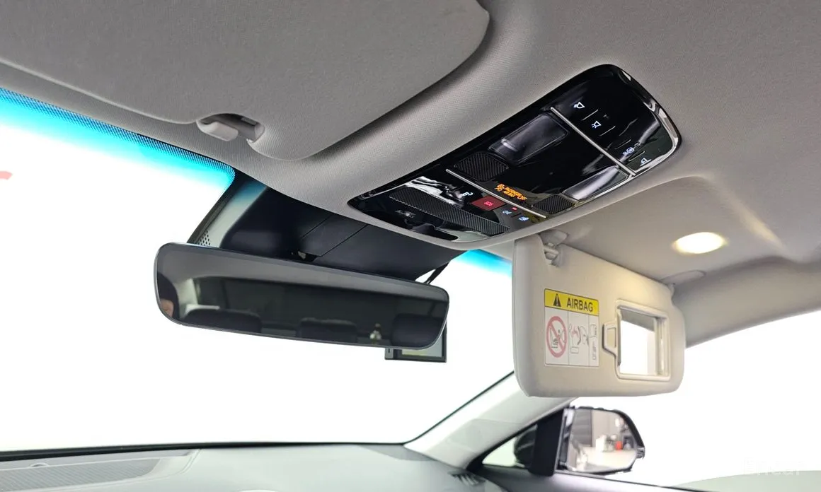 Фото 18 - Hyundai Grandeur