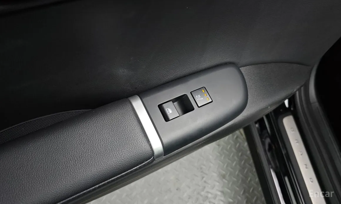 Фото 19 - Hyundai Grandeur