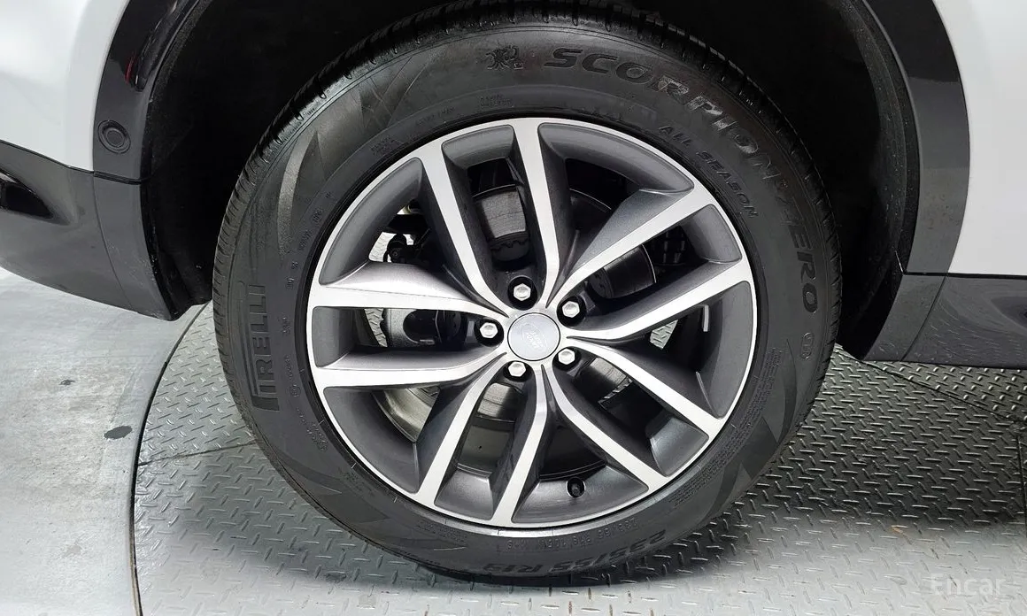 Фото 5 - Land Rover Discovery Sport