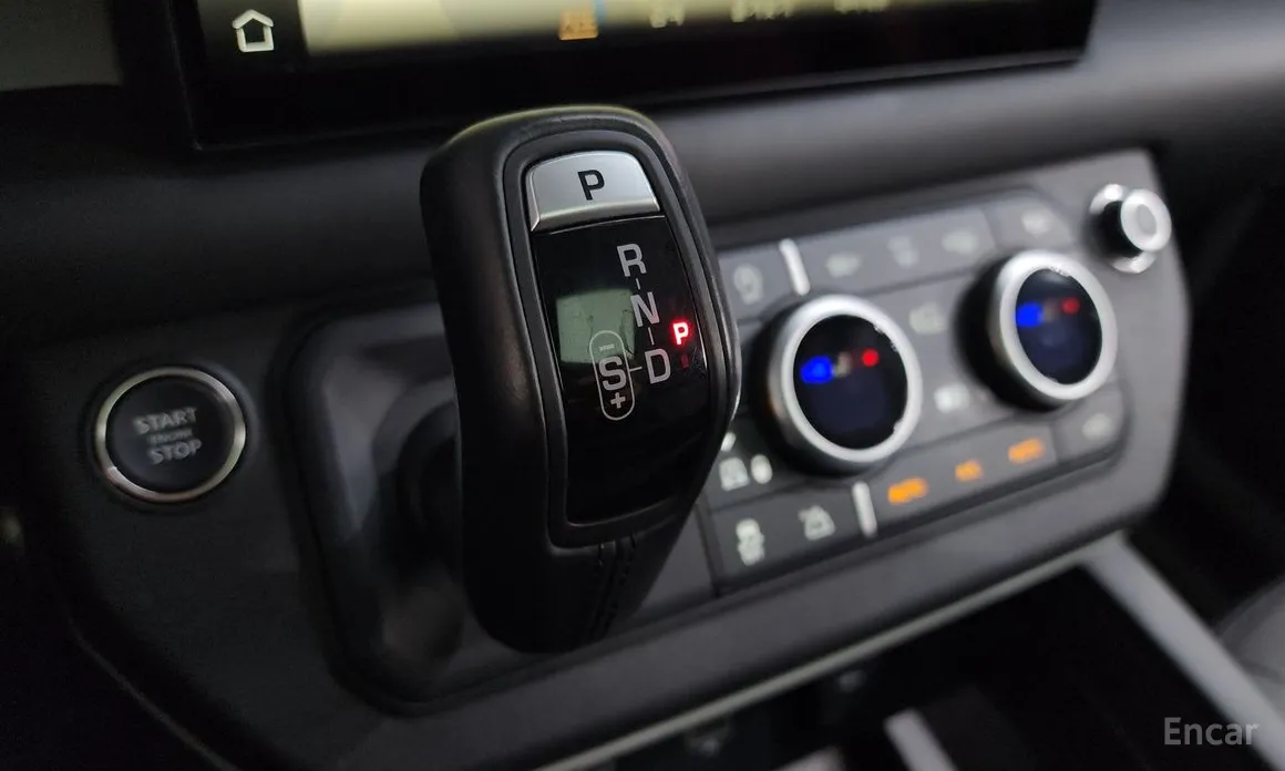 Фото 9 - Land Rover Defender