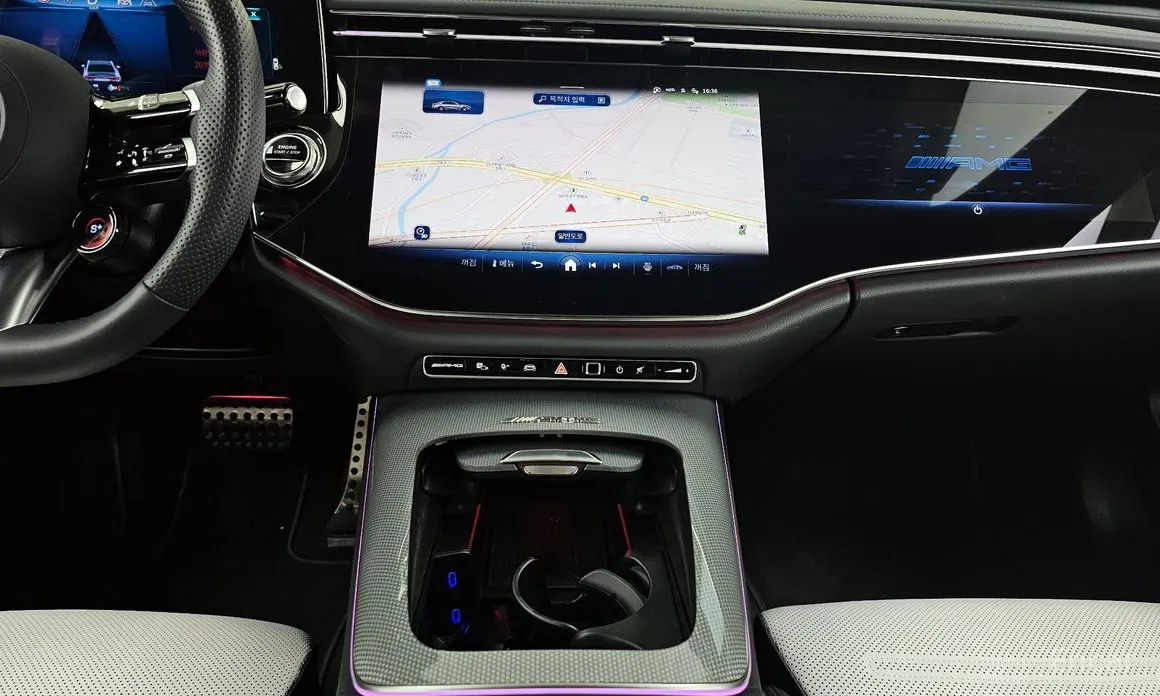 Фото 14 - Mercedes-Benz E-Class