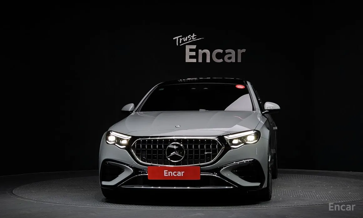 Фото 3 - Mercedes-Benz E-Class