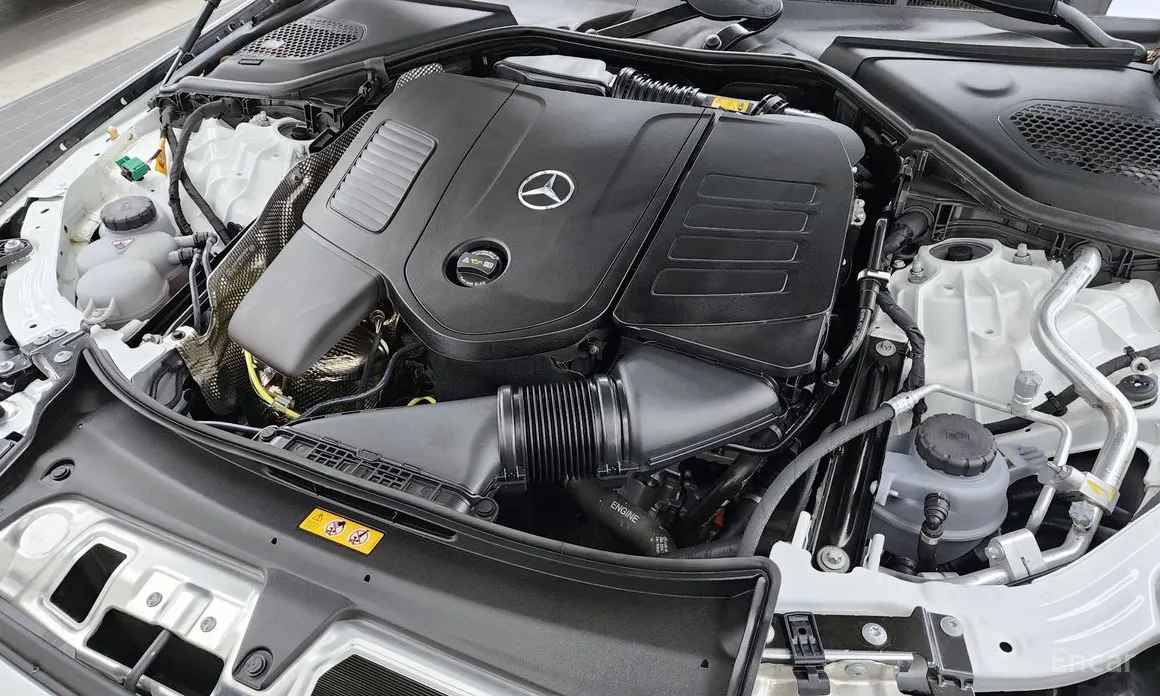 Фото 6 - Mercedes-Benz E-Class