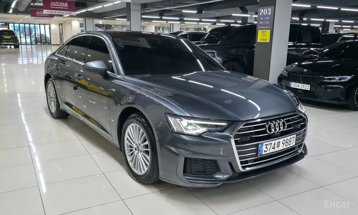 Фото 1 - Audi A6