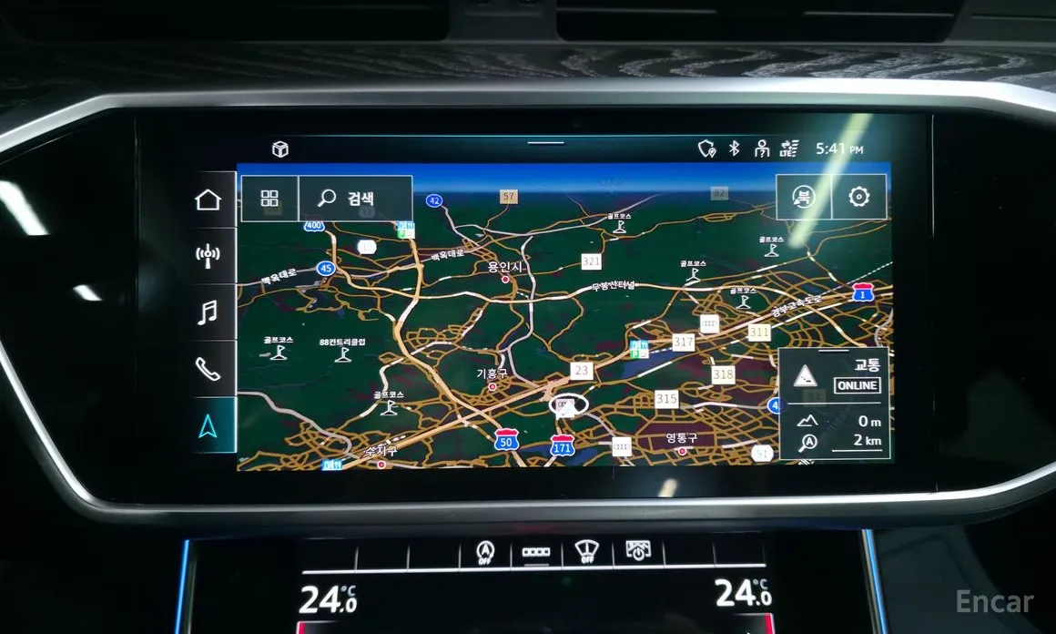 Фото 12 - Audi A6