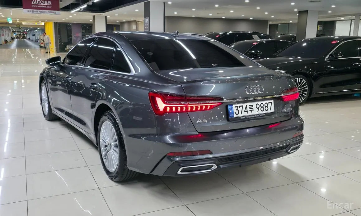 Фото 5 - Audi A6