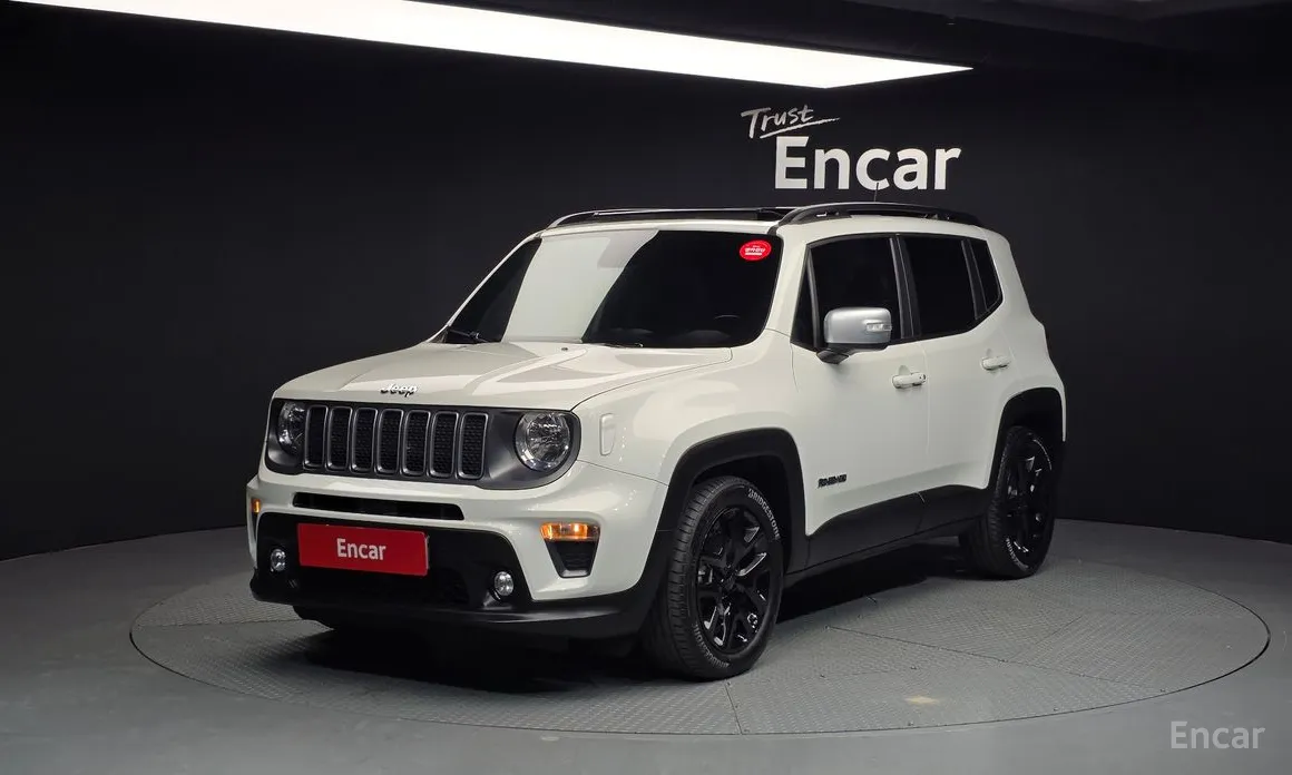 Фото 1 - Jeep Renegade
