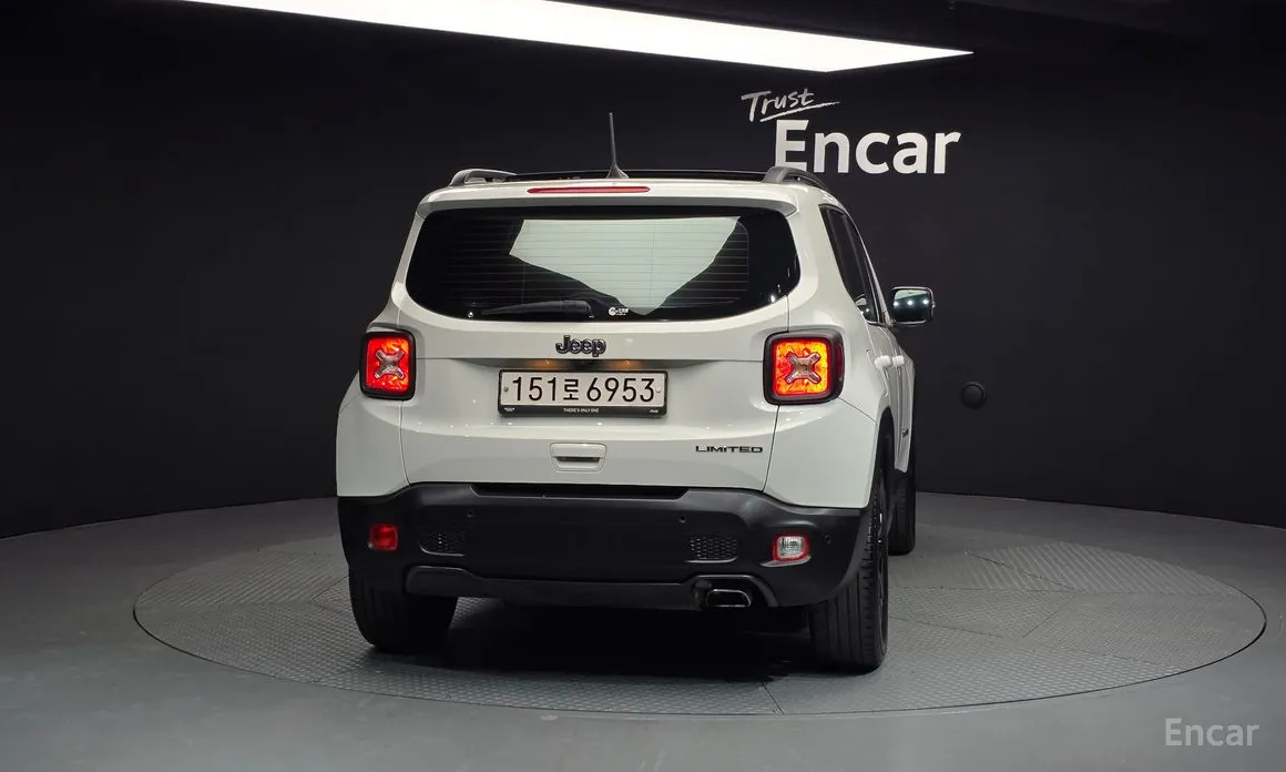 Фото 4 - Jeep Renegade