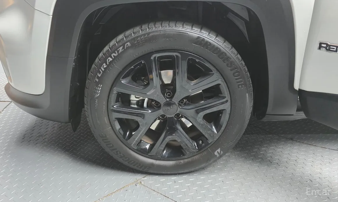 Фото 5 - Jeep Renegade