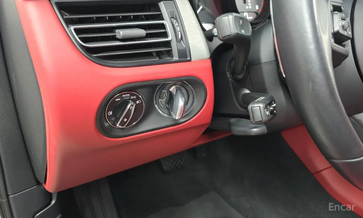 Фото 17 - Porsche Macan