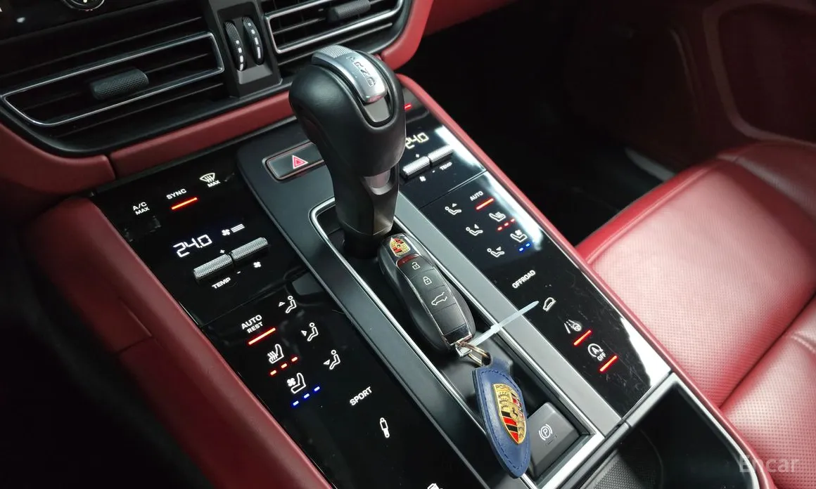 Фото 9 - Porsche Macan