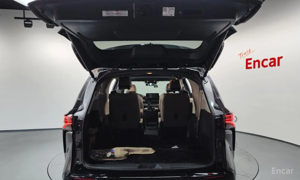 Фото 20 - Toyota Sienna