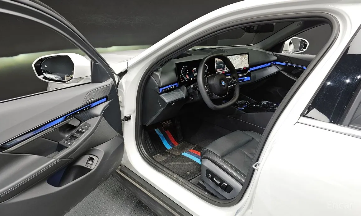 Фото 11 - BMW 5 Series