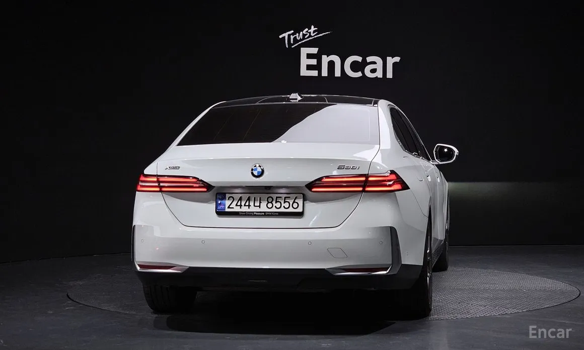 Фото 4 - BMW 5 Series