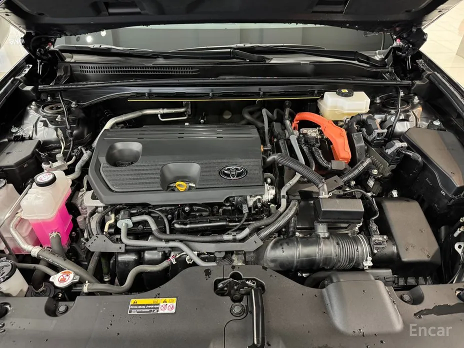 Фото 6 - Toyota Crown