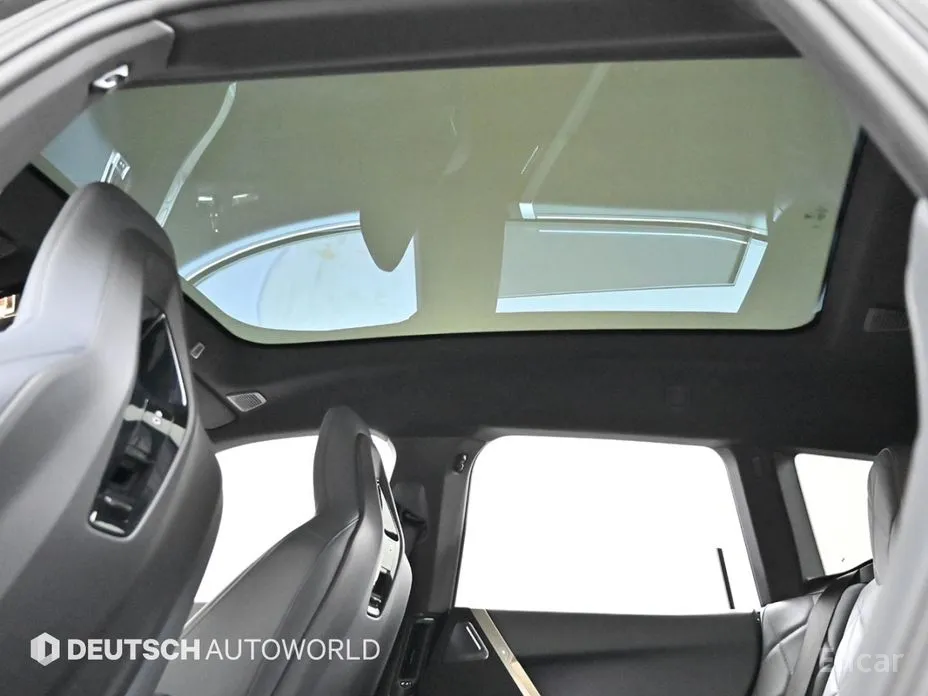 Фото 19 - BMW iX