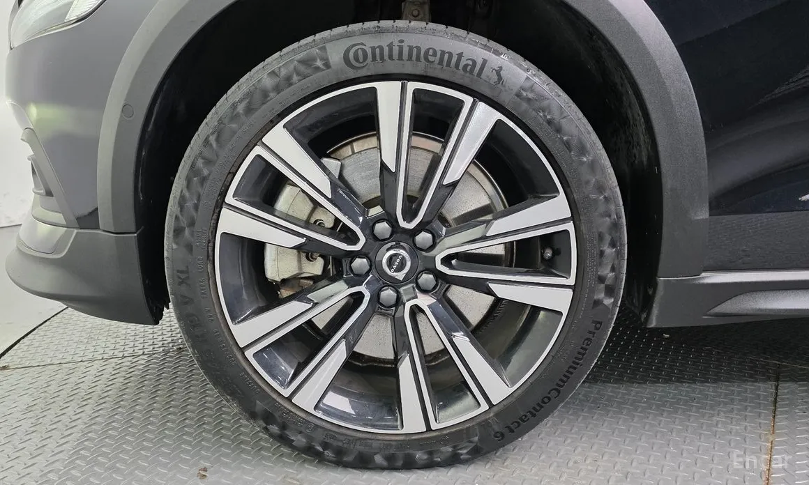 Фото 5 - Volvo V60