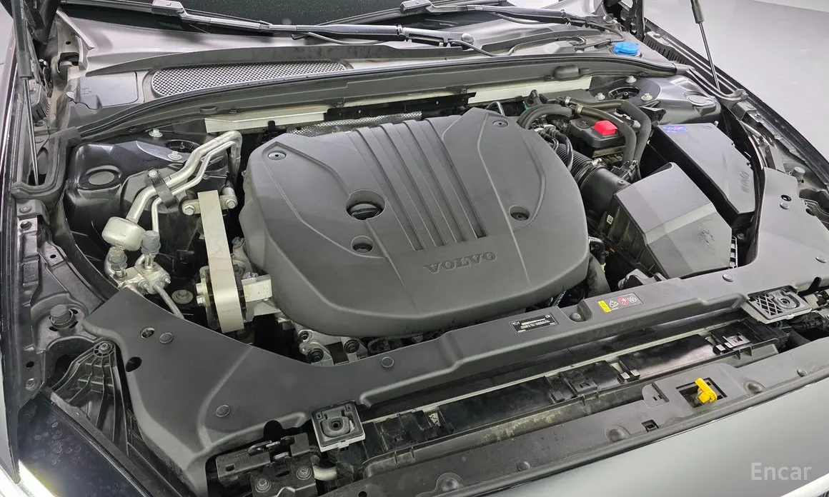 Фото 6 - Volvo V60