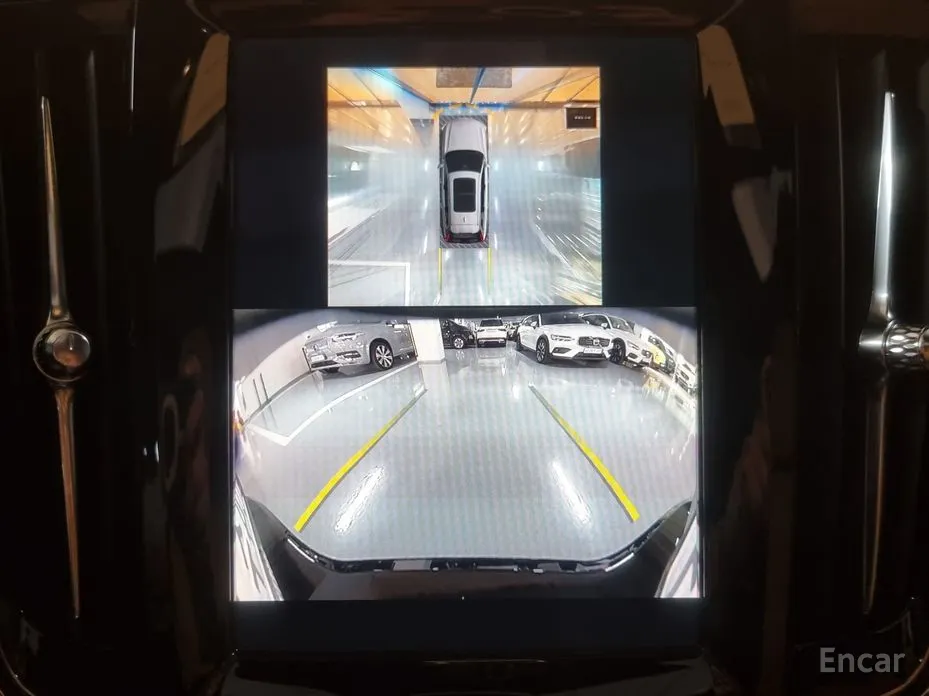 Фото 15 - Volvo V90