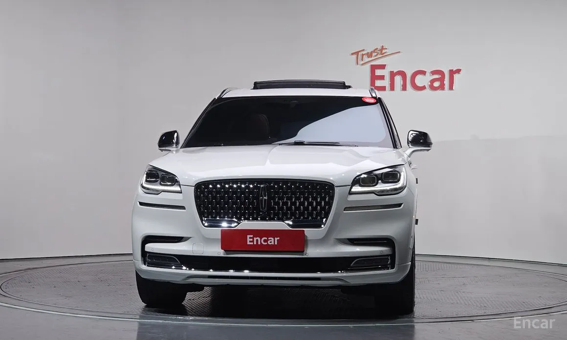 Фото 3 - Lincoln Aviator